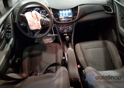 2018 Chevrolet Trax Ls z USA, uszkodzony, nr VIN 3GNCJNSB9JL289106